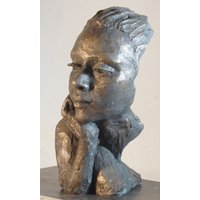 Chloe Cutaway Skulptur Bronze Kunstharz Von Christine Baxter von ChristineBaxterArt