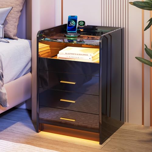 Nachttisch Mit LED Beleuchtung und Steckdosen, 3 Schubladen Bluetooth Nachttisch Mit LadeStation, Beistelltisch Mit Steckdose Mit Ladestation 2AC/2USB, Schlafzimmer Kommode (45x40x65cm) (Schwarz) von ChromaCasa