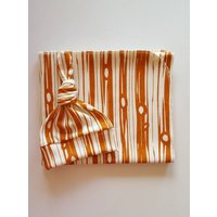 Bio-Gender-Neutrales Take-Home-Set. Bio Swaddle Decke & Newborn Hütchen. Orangenes Swaddle-Set. Neugeborenen Foto Prop.baby Shower Geschenk Bio-Gender-Neutrales Take-Home-Set. Bio Swaddle Decke & Newborn Hütchen. Orangenes Swaddle-Set. Neugeborenen Foto Prop.baby Shower Geschenk von ChubbyCheekbabies