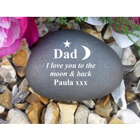 Memorial Pebble - Personalised Weatherproof Star & Moon Design von ChurchyardAngels