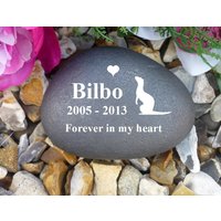 Personalised Pebble | Stone Effect - Pet Memorial Weatherproof Ferret von ChurchyardAngels