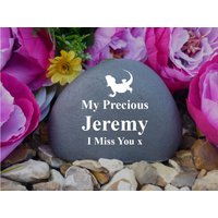 Pet Memorial - Small Pebble | Stone Effect Personalised Weatherproof Freestanding Bearded Dragon von ChurchyardAngels
