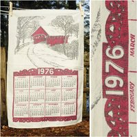 Vintage 1976/Rote Brücke Im Schnee Kalender Handtuch Geburtstag Jahrestag Einweihungsgeschenk von CicelysCloset