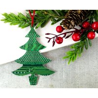 Platine Weihnachtsbaumschmuck, Computer Programmer Ornament Software Engineerinformatik Geschenk Techie Evergreen Baum Form Platine Weihnachtsbaumschmuck, Computer Programmer Ornament Software Engineerinformatik Geschenk Techie Evergreen Baum Form von CircuitBreakerLabs