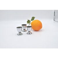 Set Mit 3 Eierbechern Aus Metall von Civico6