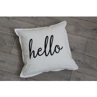 Kissenhülle Kissenbezug "Hello' Schwarz Weiß Kissenhülle Kissenbezug "Hello' Schwarz Weiß von ClaLaStyle
