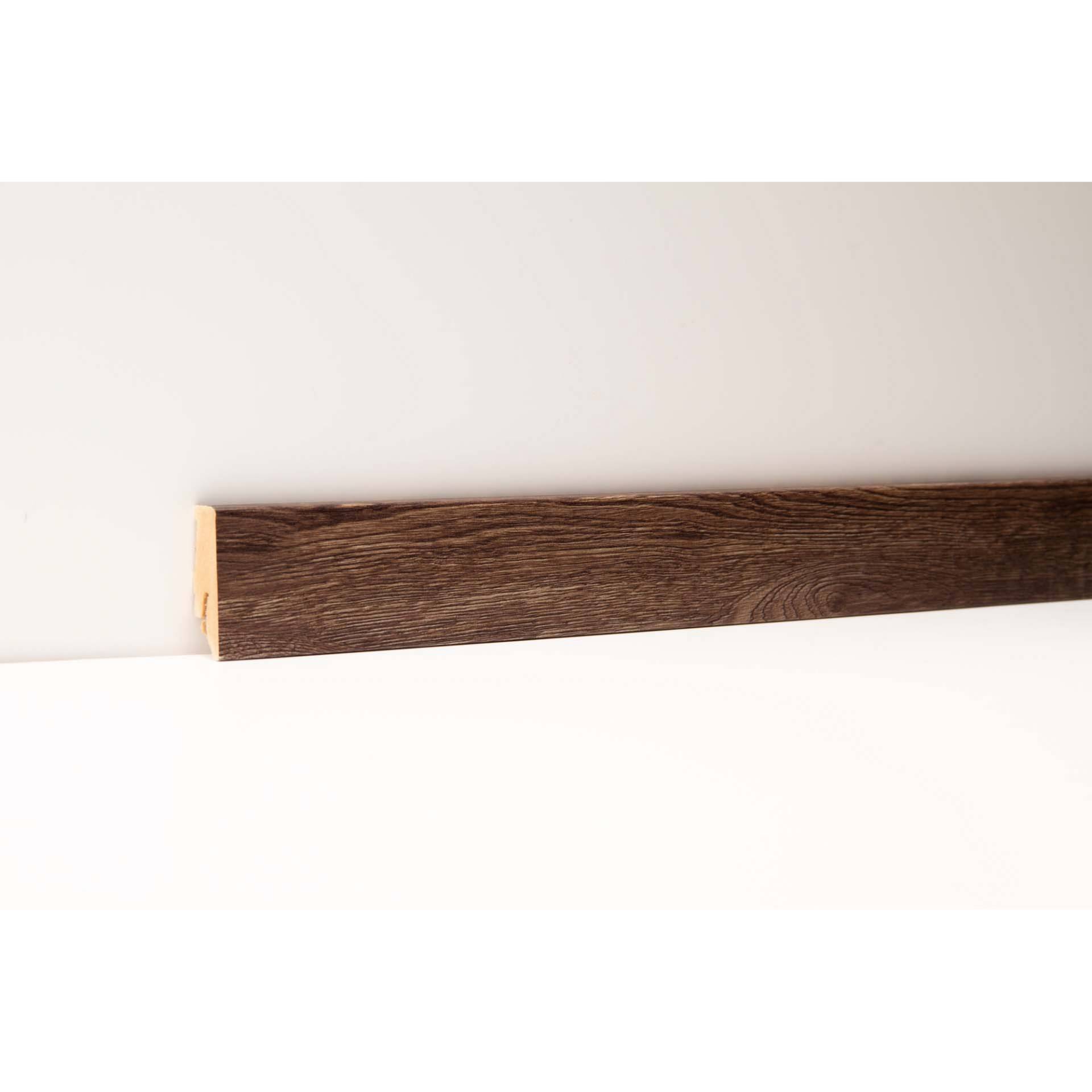 Classen Sockelleiste 'Clip' Roasted oak 2400 x 58 x 19 mm von Classen