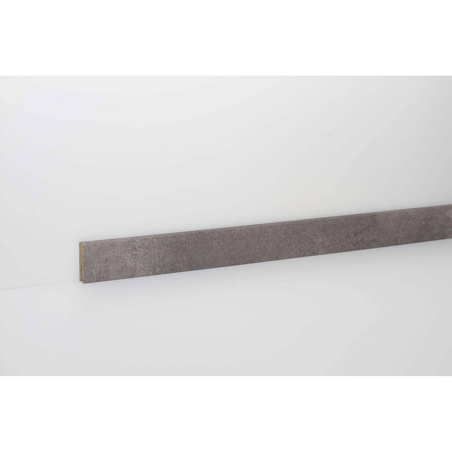 Classen Sockelleiste 'Clip' Zementestrich taupe 2400 x 58 x 19 mm von Classen