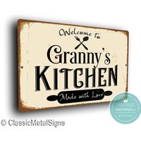 Omas Küche Schild, Geschenk Für Oma, Muttertag, Oma von ClassicMetalSigns