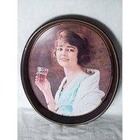 Vintage 1973 ~ Coca'cola Ovale Werbe Serviert/Trinktablett 45 Jahre Altes Tablett von ClaudesCollectibles