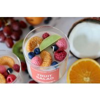 Obstsalat-Behälter-Kerze, Sommerlebensmittel-Themengeschenk, Vulkan-Süße Handgemachte Gegossene Kleine Chargen-Sojakerzen Obstsalat-Behälter-Kerze, Sommerlebensmittel-Themengeschenk, Vulkan-Süße Handgemachte Gegossene Kleine Chargen-Sojakerzen von ClayHouseCandles