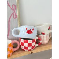 Handgemachte Keramik Krabbe Becher Baby Blau Kaffeetasse von ClayPoetryCeramics
