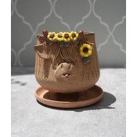 Ausverkauf - Highland Cow Übertopf "Seconds" Form Imperfektion/ Sunflower Keramiktopf/Sonnenblumenkuh/ Mit Sonnenblumen." von ClayThreadAndCat