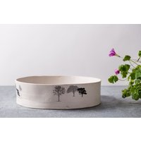 Runde Weiße Keramik-Servierplatte Mit Baum-Abziehbild, Ofen Zum Tisch Servierschale, Auflaufform, Backblech von ClaybyDannah