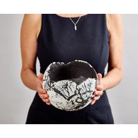 x-Large Schwarz-Weiß-Keramik Herzstück Für Pflanzgefäße, Indoor Vase Pflanzen Und Sukkulenten, Hochzeitsgeschenk, Outdoor Garten Pflanzgefäße von ClaybyDannah