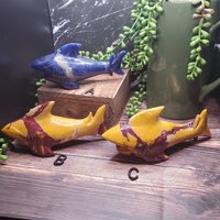 Mookait Oder Sodalit Hai Handschnitzerei von ClementineCrystalsUS