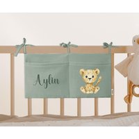 Personalisierter Babybett Oder Kinderbett Organizer Aus Musselin Ideal Als Geschenk Zur Geburt Taufe Geburtstag Baumwolle von CleoNoah