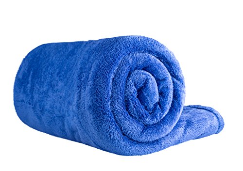 Clinotest XL Kuscheldecke flauschig 150x220cm - Kochfest ohne Einlaufen oder Fusseln - warme Wohndecke in Blau - auch als Sofadecke, Tagesdecke, Microthermaldecke, Fleecedecke nutzbar im Winter von Clinotest