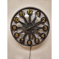 Große Rotating Gear Wanduhr, Hergestellt Mit Chevy Flexplate von Clock9nine