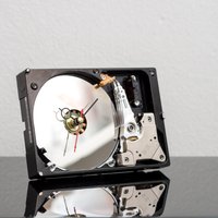 Computer Engineer Uhr, Gamer Weihnachtsgeschenk, Einzigartiges Büro Oder Spielzimmer Dekor, Festplattenuhr, Programmierer Geschenk Für Ihn, Pc Gaming von ClockLight