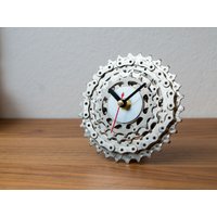 Kleine Fahrraduhr - Fahrrad Schreibtisch Uhr Unikat Steampunk Dekor Industrial Freund Geschenk Mann Vater von ClockLight