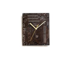 Platinen Wanduhr Stille Computer Uhr | 25x20cm von ClockLight