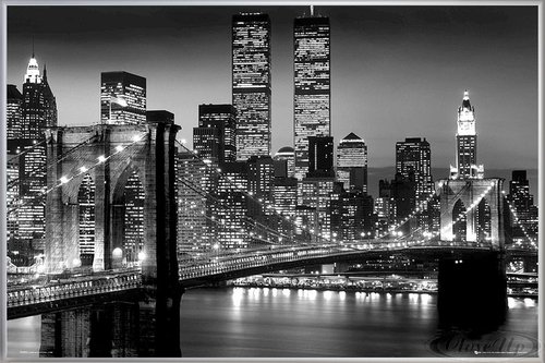 Close Up New York Poster Lights World Trade Center/Brooklyn Bridge (62x93 cm) gerahmt in: Rahmen Silber matt von Close Up