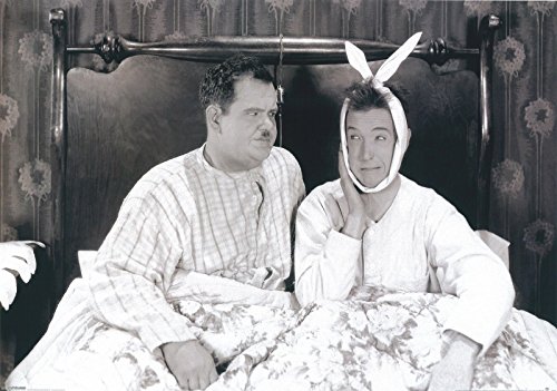 Close Up Laurel & Hardy, Dick und Doof: Zahnschmerzen im Bett | US Filmplakat, Poster [59 x 84 cm] von Close Up