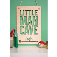 Kleiner Mann Höhle, Personalisierte Spielzimmer Wand Und Tür Schild, Holz Personalisiert, Baby Namensschild, Kinder Schlafzimmer Dekor von CluckingBelleDesigns