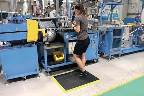 Arbeitsplatzbodenbelag L900xB600xS18mm schwarz m.gelben Streifen PU COBA von COBA Europe