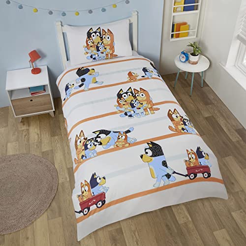 Bluey Family Single Duvet Cover and Pillowcase Set von Coco Moon