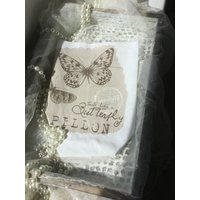 Windlicht Lichtsack Beige Weiß Schmetterling Vintags Style Leinen von CoeursDeCaschel