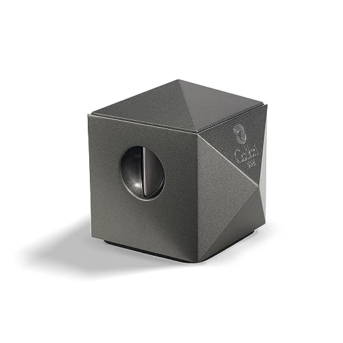 Colibri Quasar Tisch-Zigarrenschneider - V-Schnitt & Gerader Schnitt in Einem - Für Zigarren bis zu 70 Ringmaß - Hochwertiges Pyramiden-Design aus Metall - Federunterstützte Auslösung - Geschenkbox von Colibri