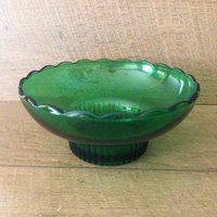 Mid Century Eo Brody Glas Sockel Schale Weihnachten Grün Bunt Candy Dish Smaragd Innen Übertopf Kerzenhalter Gerippt Catchall von CollectedAndCoolShop