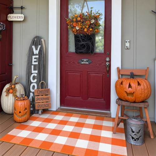 Collive Buffalo Plaid Karierter Outdoor-Teppich, weiß und orange, Halloween-Dekor-Fußmatte, waschbar, 60 x 109 cm, für Veranda, Eingang, Terrasse, Küche Collive Buffalo Plaid Karierter Outdoor-Teppich, weiß und orange, Halloween-Dekor-Fußmatte, waschbar, 60 x 109 cm, für Veranda, Eingang, Terrasse, Küche von Collive