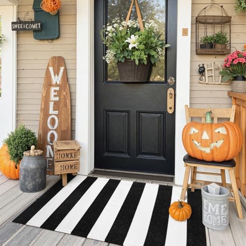 Collive Gestreifter Outdoor-Teppich, 69,8 x 109,2 cm, waschbar, für Veranda, mehrlagig, Baumwolle, gewebt, Bauernhaus, Herbstdekoration, für Willkommensmatte, Küche, Eingang, Halloween, Schwarz und Collive Gestreifter Outdoor-Teppich, 69,8 x 109,2 cm, waschbar, für Veranda, mehrlagig, Baumwolle, gewebt, Bauernhaus, Herbstdekoration, für Willkommensmatte, Küche, Eingang, Halloween, Schwarz und von Collive