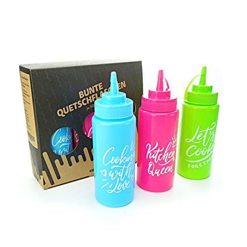 Collory Quetschflaschen Set (3 Flaschen je 500ml), farbige Dosierflaschen für Saucen, Dressing, Ketchup, Senf, Mayo und Flüssigteig, Gewürzflasche, extra soft, Motiv Typographie von Collory