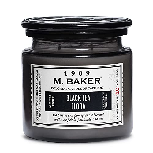 Colonial Candle M. Baker 2-Docht Duftkerze im Glas mit Deckel - Black Tea Flora (396g) - Der Herbe Beerenduft für dein Zuhause - Duftkerze mit bis zu 60h Brenndauer - Sojawachsmischung von Colonial Candle