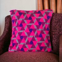 Funky Bargello Needlespitze Kissen in Lila Und Pink von ColourfulCushionsUK