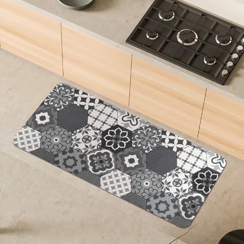 Comart - Küchenteppich Malaga - Läufer 100% PVC - Schmutzabweisend - Rutschfest - Wasserdicht - Teppich waschbar in der Waschmaschine - Moderner Flur für Küche und Flur - Graue Cementine - 55 x 130 cm von Comart