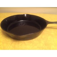Gusseisen Skillet Pan Griddle Ofen To Medium 9, 75" Durchmesser von CommonThreadClothing