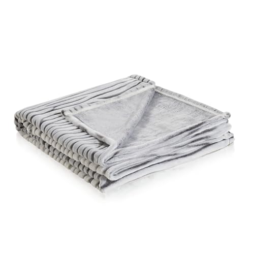 Como Kuscheldecke Grau mit Zebra-Muster, Moderne Fleecedecke, fein gestrickte Wohndecke, 100% Polyester, 350GSM, gesäumte Einfassung 150 x 200 cm Como Kuscheldecke Grau mit Zebra-Muster, Moderne Fleecedecke, fein gestrickte Wohndecke, 100% Polyester, 350GSM, gesäumte Einfassung 150 x 200 cm von Como