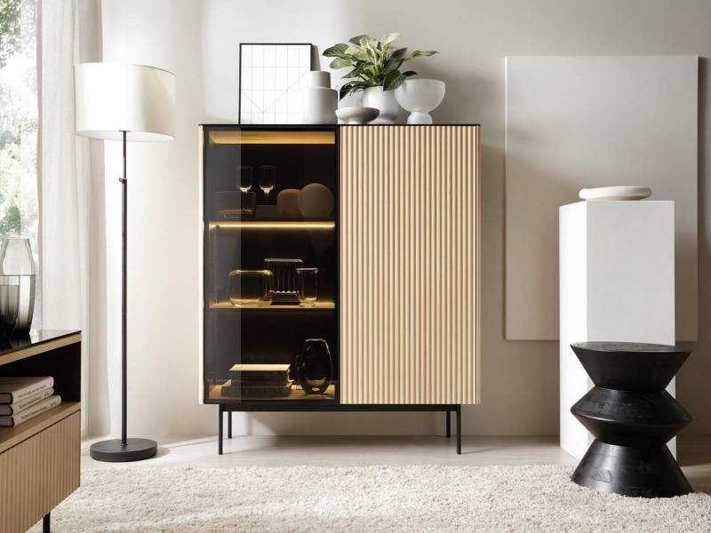 Compleo Standvitrine elegant mit Metallfüße, Vitrine modern OMBIS Compleo Standvitrine elegant mit Metallfüße, Vitrine modern OMBIS von Compleo