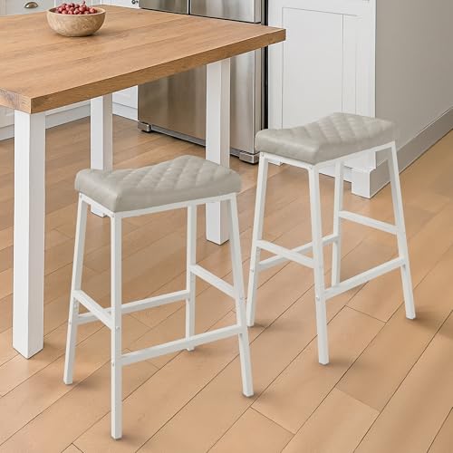 Compsia Barhocker mit Thekenhöhe, 2er-Set, Barhocker mit dickem Kunstleder-Sattelsitz und schwarzen Metallbeinen, 61 cm, Küchenthekenhocker, Hellbeige-Grau von Compsia