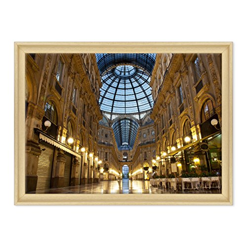 Bild auf Leinwand, gerahmt, mit Rahmen, Mailand, Galleria Vittorio Emanuele II, Platz des Herren, 50 x 70 cm, moderner Stil, Naturholz von ConKrea