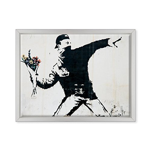 Bild auf Leinwand, gerahmt, mit Rahmen, Banksy – Kunst Street Art – Blumenwerfer – 30 x 40 cm – moderner Stil Weiß – (Code 1644) von ConKrea