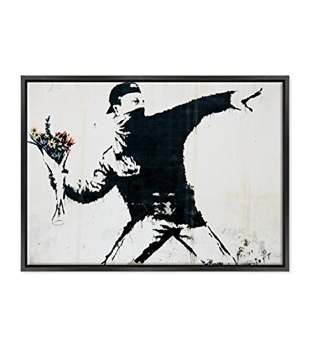 Bild auf Leinwand gerahmt – mit Rahmen – Banksy – Street Art – Werfer von Blumen – 50 x 70 cm – Stil Modern Schwarz – (Code 1644) von ConKrea