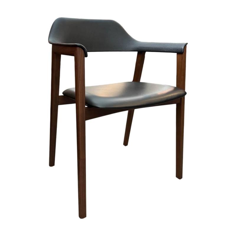 Stuhl Ten Leder Schwarz Gestell Nussbaum Massiv Stuhl Ten Leder Schwarz Gestell Nussbaum Massiv von Conde House