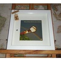 Hurley - Gerahmter Wandkunst Immer Folge Deinen Träumen Hurling Handgemacht in Irland Hurley - Gerahmter Wandkunst Immer Folge Deinen Träumen Hurling Handgemacht in Irland von ConkerTreeStudio
