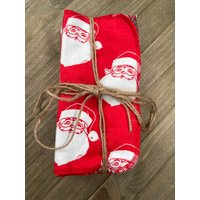 Santa On Red Wiederverwendbare Weihnachtshandtücher 8 "x 8" 2-Lagiges Set Mit 12 Umweltfreundlichen Papierlosen Papierhandtüchern Santa On Red Wiederverwendbare Weihnachtshandtücher 8 "x 8" 2-Lagiges Set Mit 12 Umweltfreundlichen Papierlosen Papierhandtüchern von ConsciousHomeComfort